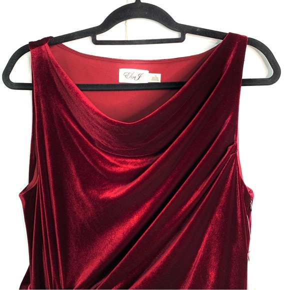 NWT Eliza J Velvet High Low Long Dress Size 14 Burgundy Cowl Neck Drape Rosette - Picture 3 of 15